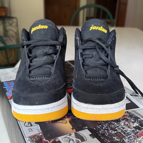 Jordan Big Fund Black University Gold Size 7Y - 8W BV6434-007 - Picture 1 of 8